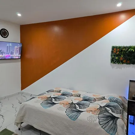 아파트 Cozy Renovated Comfort Practicality